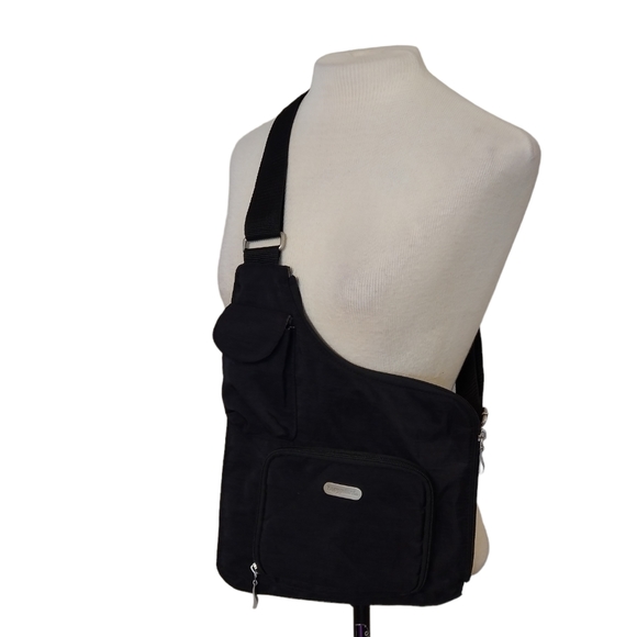 Baggallini Handbags - Baggallini Crossbody Travel Bag
